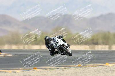 media/Apr-20-2025-CVMA (Sun) [[39090e8767]]/Race 9-Formula LW Twins Shootout/